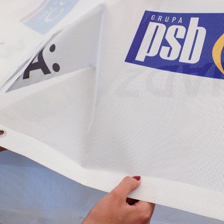 baner-dziurkowany-siatka-reklamowa-3.jpg